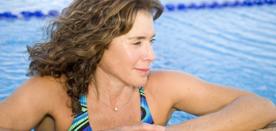 Plavání a vodní terapie: způsob, jak zlepšit kondičku